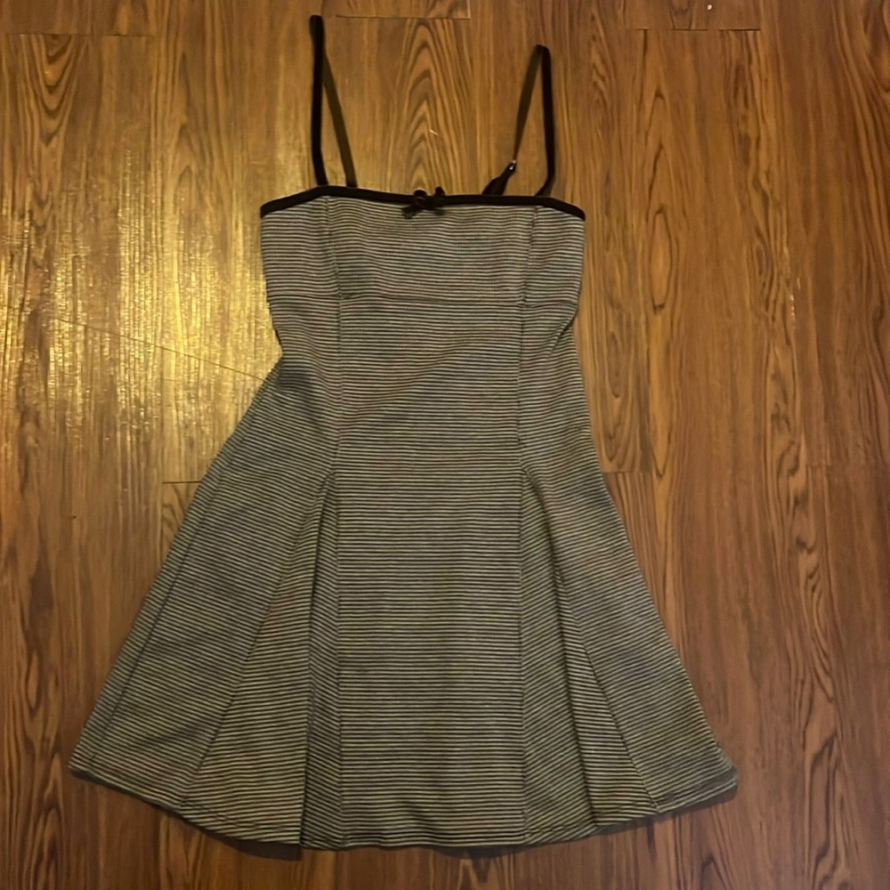 Brown dress